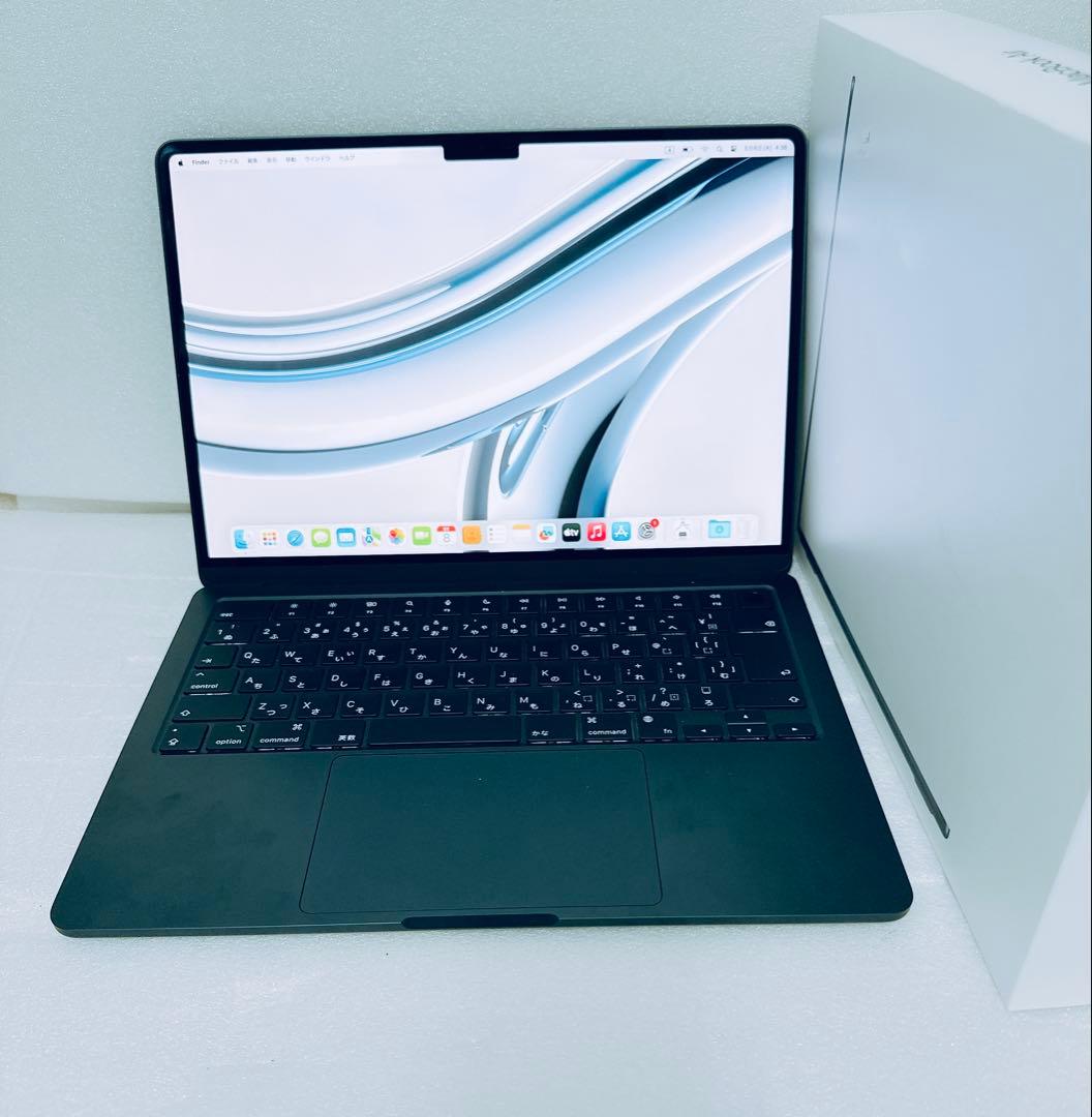 Apple Macbook Air M2 8Gb 256Gb CTO 中古品