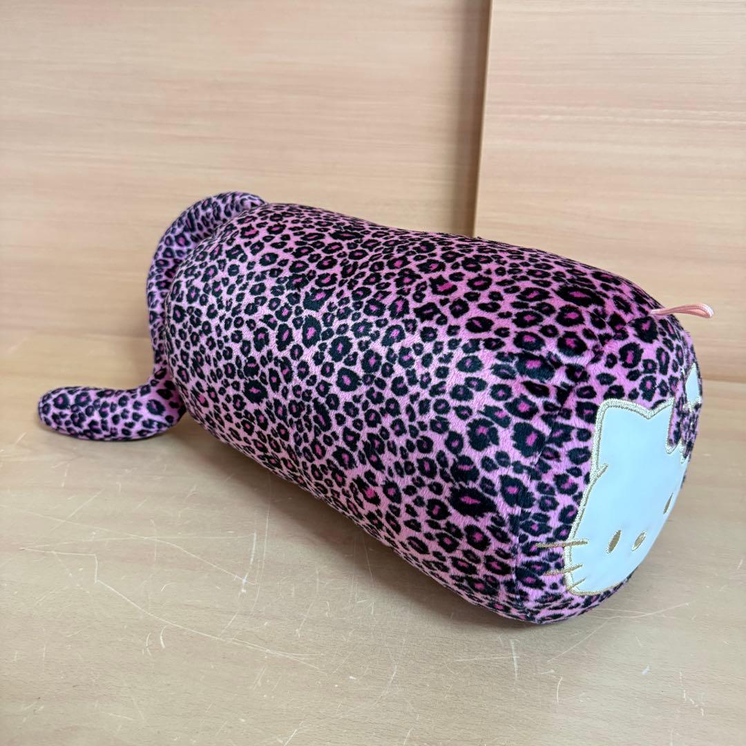 ハローキティ 円柱型 尻尾 タグ付き クッション 4点セット キティちゃん