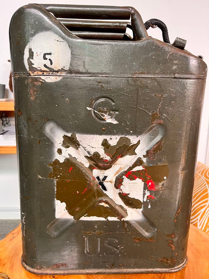 サバイバルUSMCアメリカ海兵隊アメリカ軍 ジェリ缶 アンティーク ディスプレイ