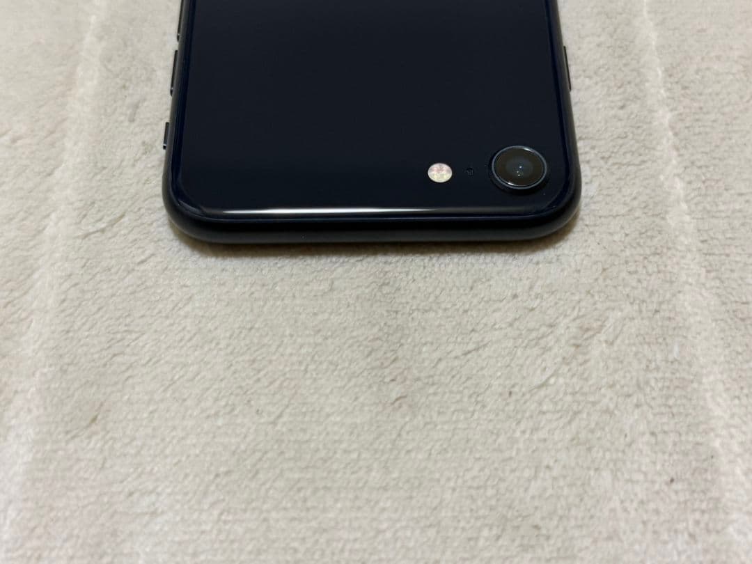 iPhone SE 3世代 64GB SIMフリー