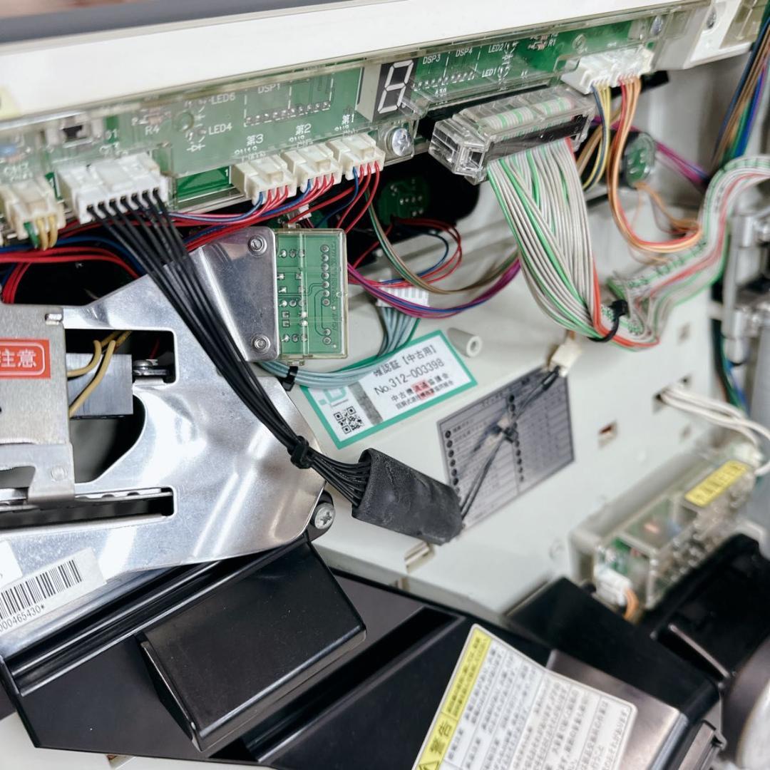 パチスロ実機 パチスロ 実機 鉄拳2nd 不要 送料込み ドアキー付属