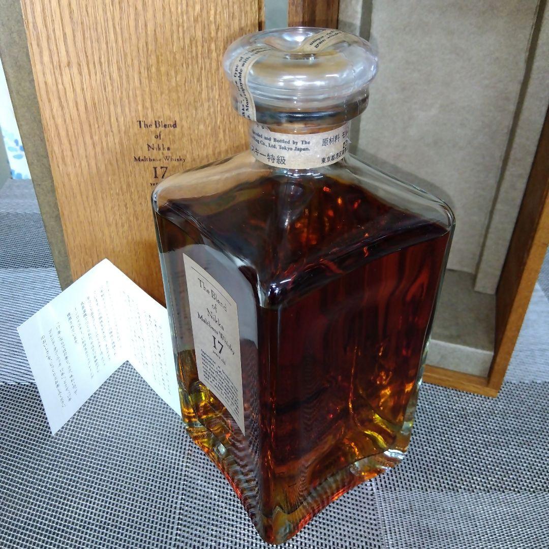 ★ 特級　ザ・ブレンド・オブ・ニッカ 17年   木箱、冊子、外箱付