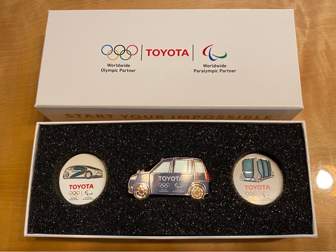 オリンピック　非売品　トヨタ 東京オリンピック2020 ピンバッジ タオルセット