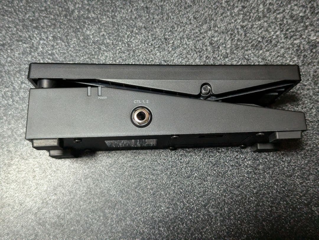 BOSS EV-1-WL ワイヤレス MIDIエクスプレッションペダル