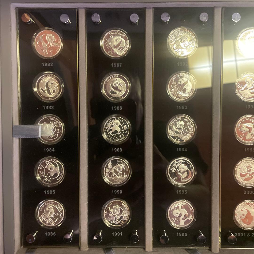 中国25周年記念パンダ銀貨