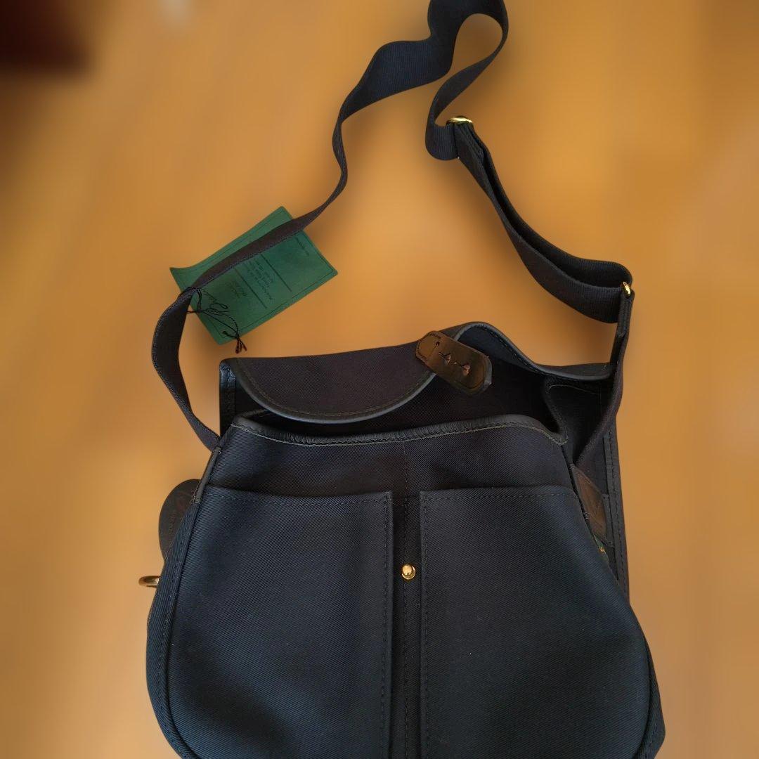 BRADY ショルダーバッグ