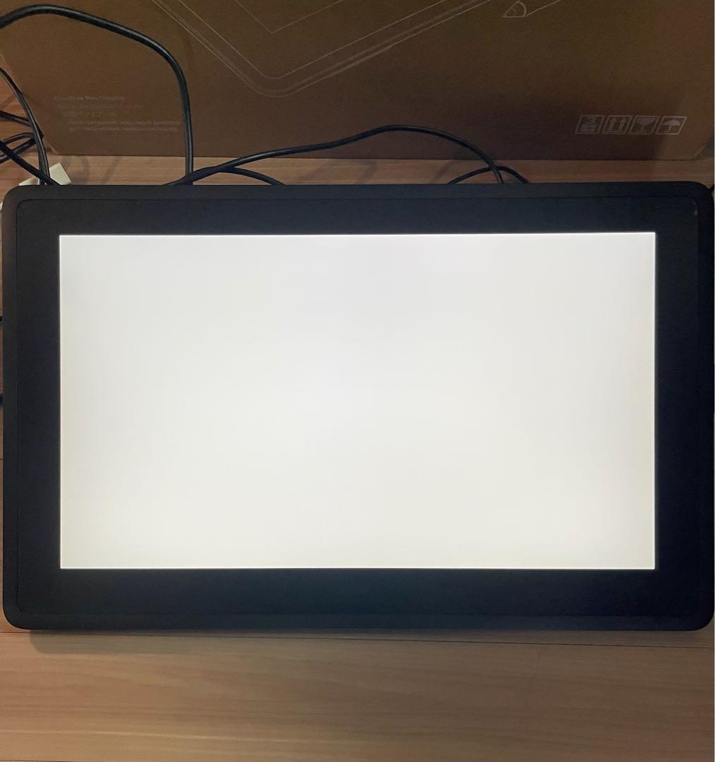 Wacom Cintiq 22 FHD DTK2260K0D ワコム　液タブ