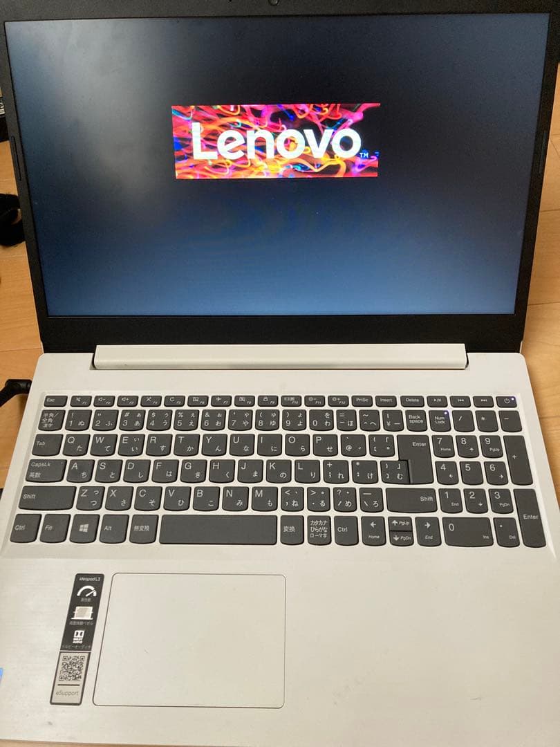 Lenovo ノートPC ホワイト