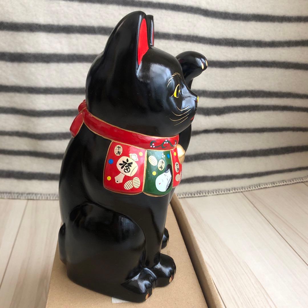 中外陶園　瀬戸まねき猫　左手黒　8号　錦彩福尽