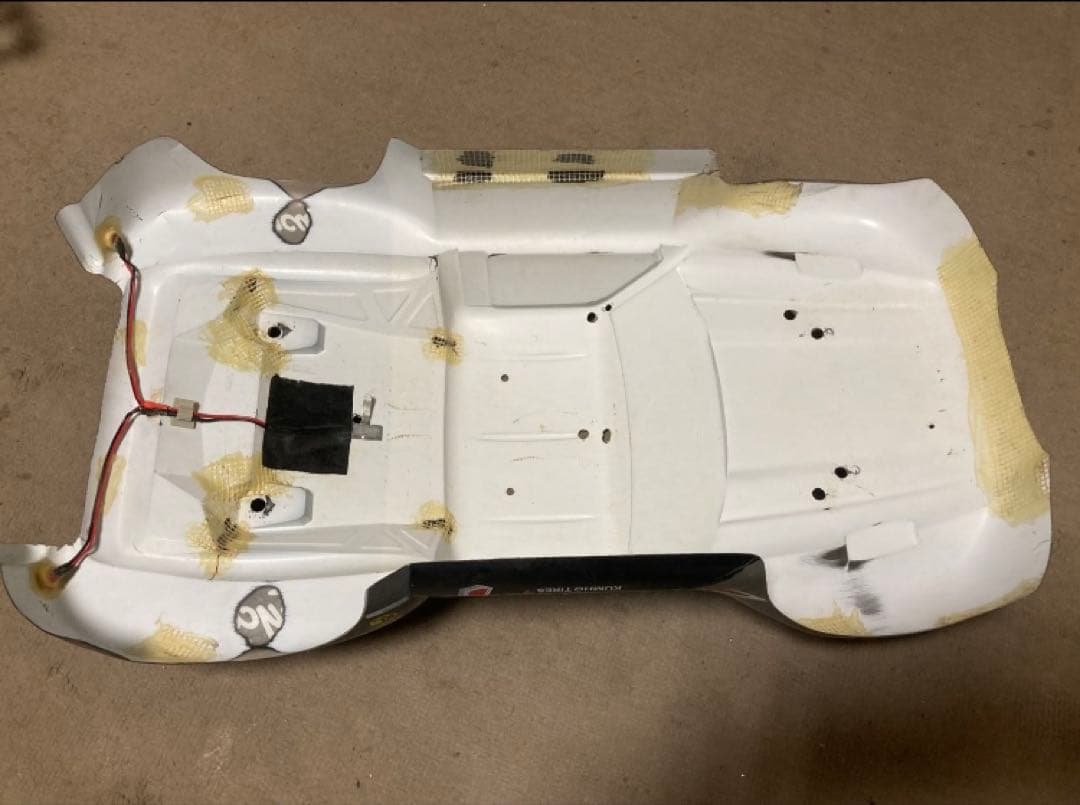 トラクサス Traxxas 1/10 スラッシュ　2WD ラジコンカー