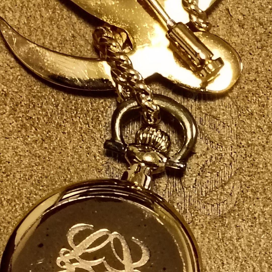 ロエベ　時計　ブローチ　ロゴ　ゴールド　付属品あり