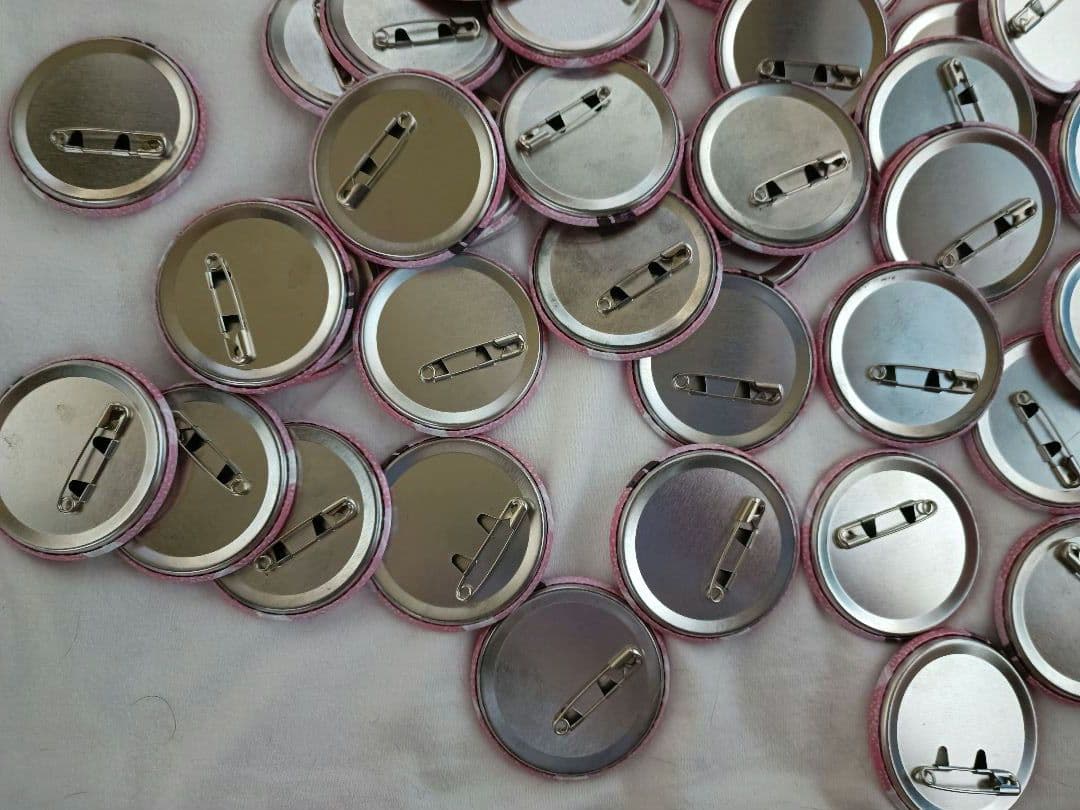 すとぷり　さとみ　缶バッチ　2022　spring デフォ