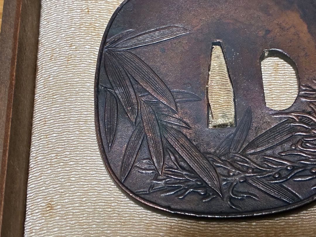 銅製 海老 笹 象嵌 鍔(つば) 刀 時代物 箱入