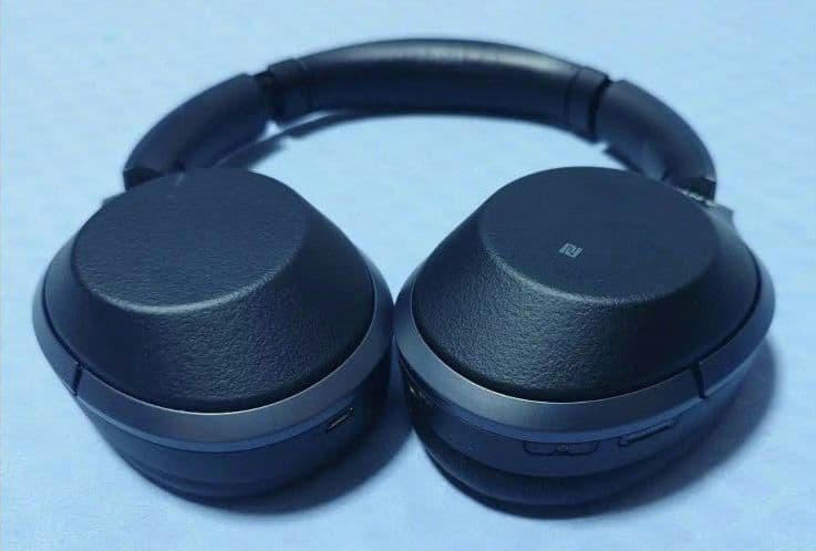 SONY ワイヤレスヘッドホン WH-1000XM2