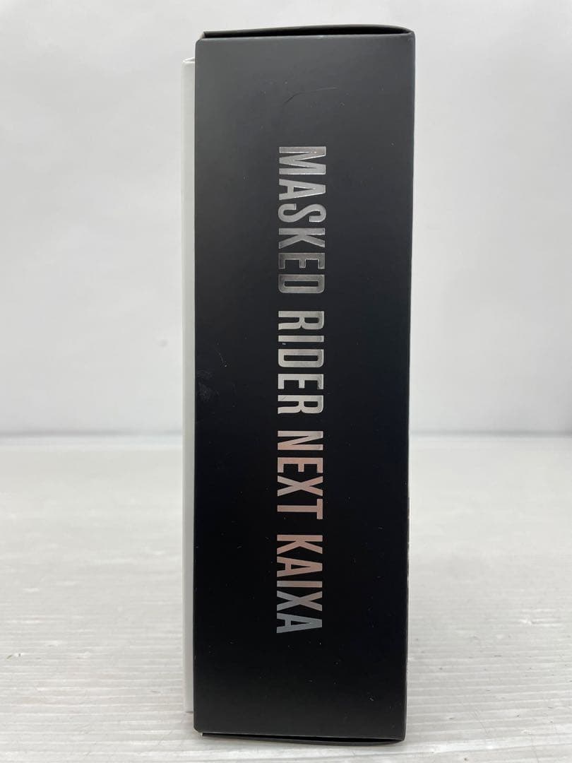 kntoy61-0431 S.H.Figuarts 仮面ライダーネクストカイザ