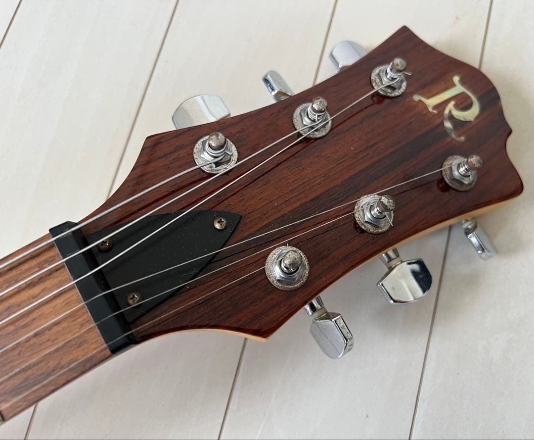 激レアカラーb.c.rich モッキンバード　エレキギター　完動品　ケース付き