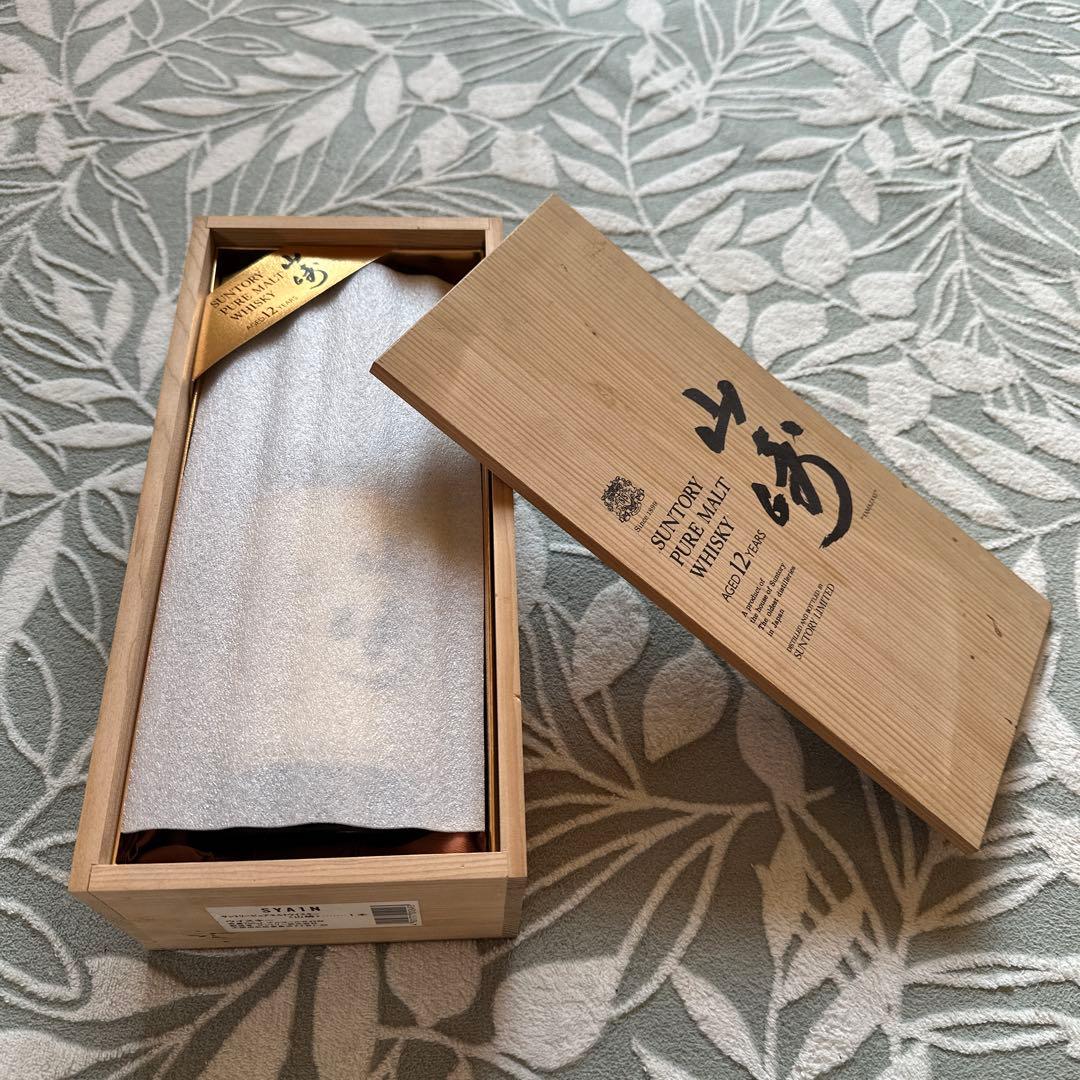山崎 12年 ピュアモルトウイスキー 木箱入り