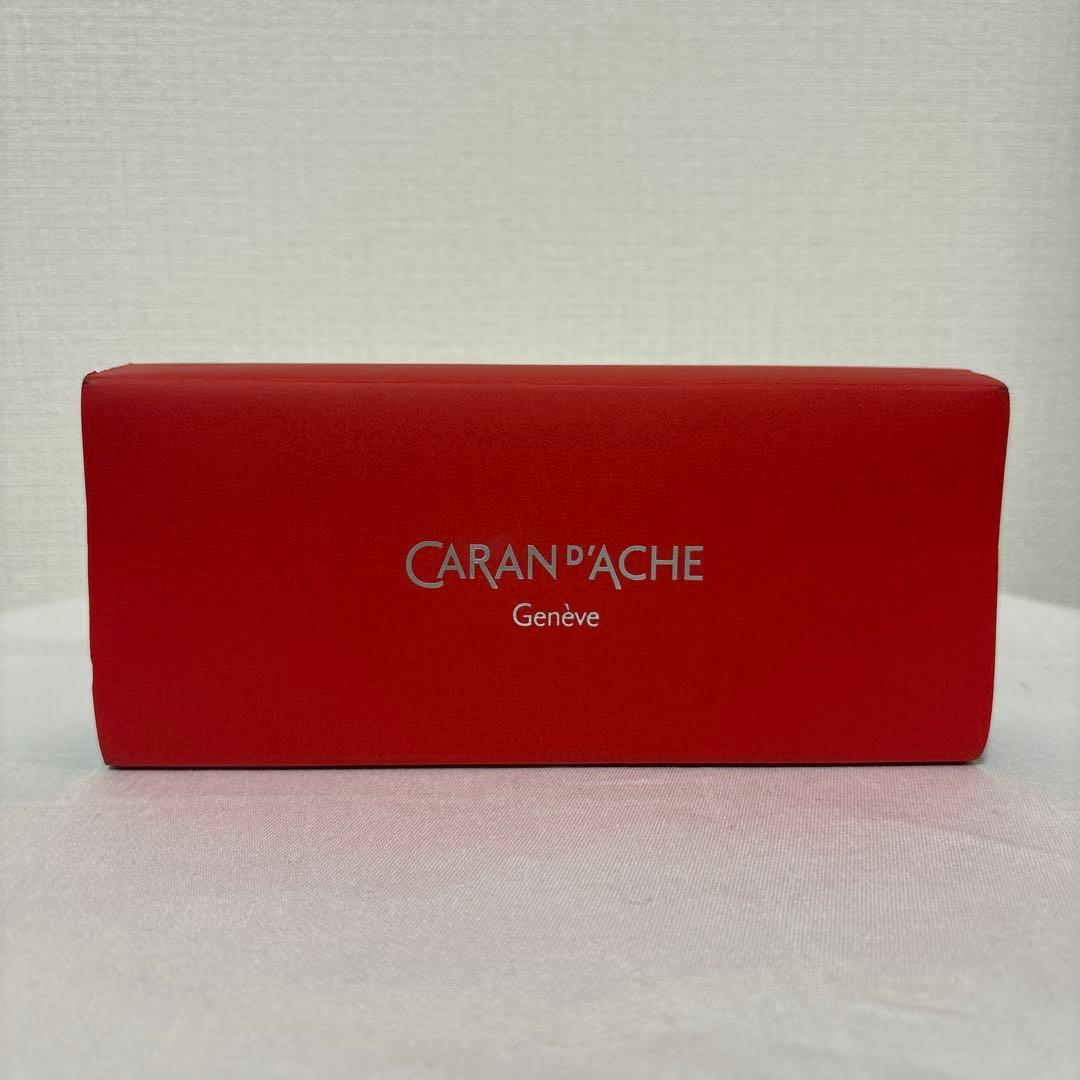 【新品未使用】CARAN D'ACHE ボールペン シルバー ケース付き