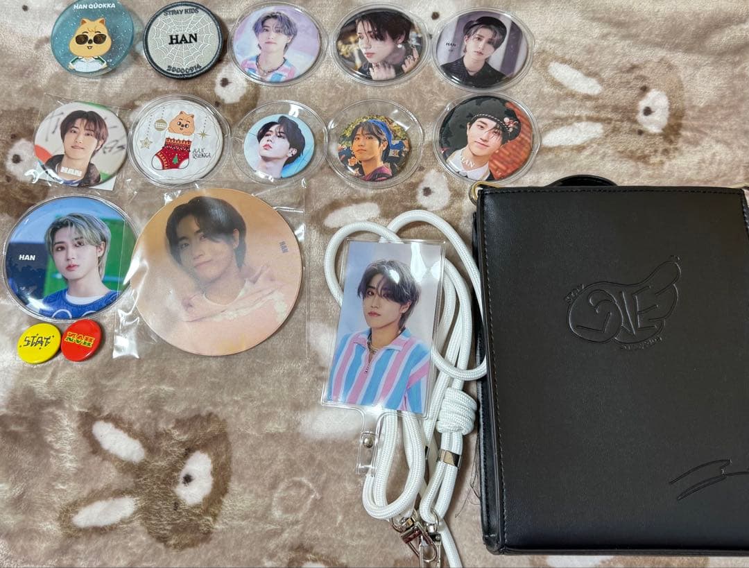 Straykids ハン 韓国日本トレカ ぬいぐるみ缶バッチまとめ売り
