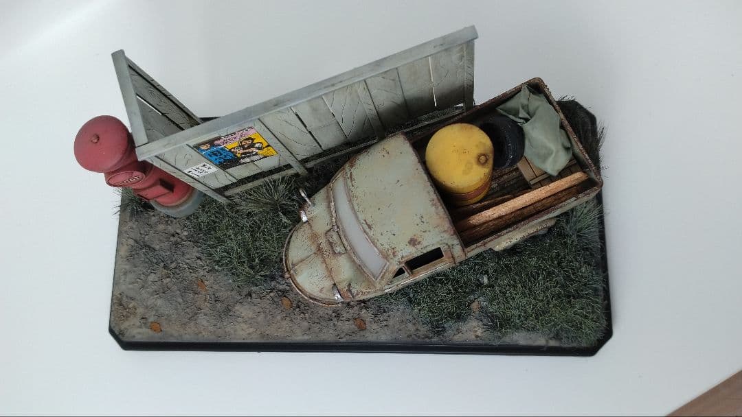 値下げ1/32 ミゼット　完成品　廃車ジオラマ　ケース付き