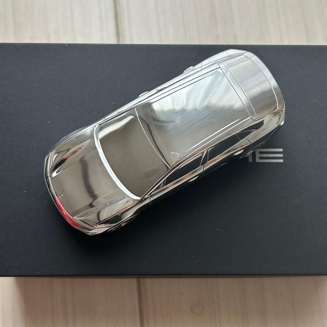 【非売品】ポルシェ マカン　ペーパーウェイト ミニカー　メタル製