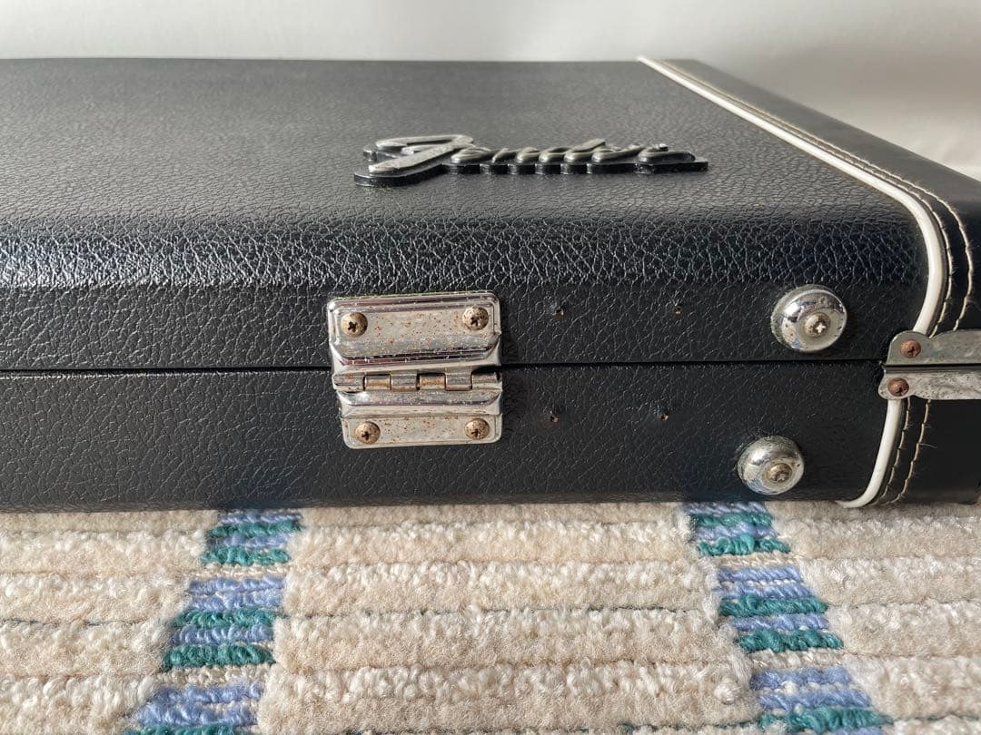 【希少カラー】Fender Japan ストラトキャスター Oシリアル LPB