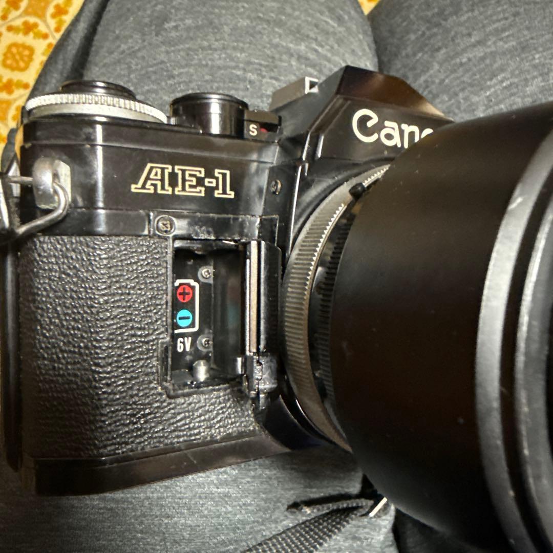 Canon AE-1 フィルムカメラ 50mmレンズ付き　昭和レトロ