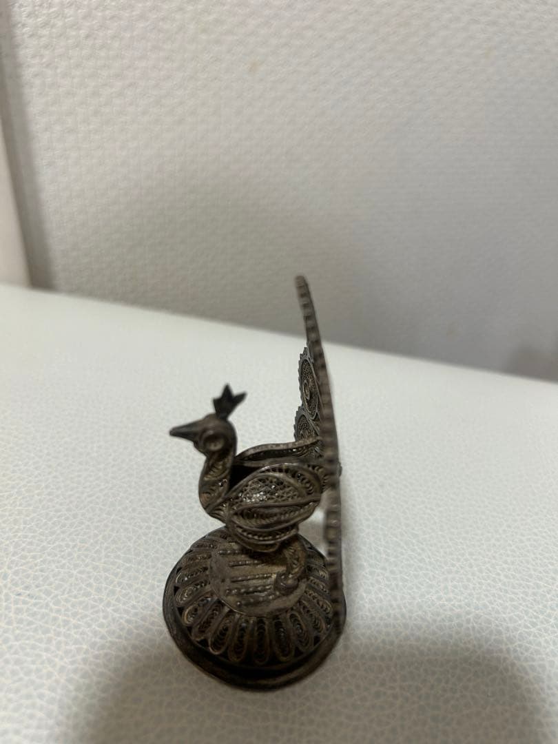 インド　ケララ州美術館購入孔雀型の銀細工 シルバーアンティーク