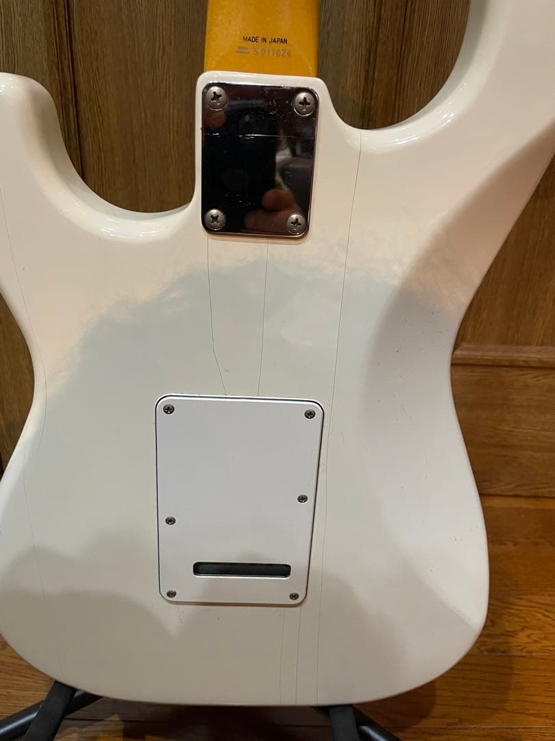 Fender Japanストラト オリンピックホワイト マッチングヘッド