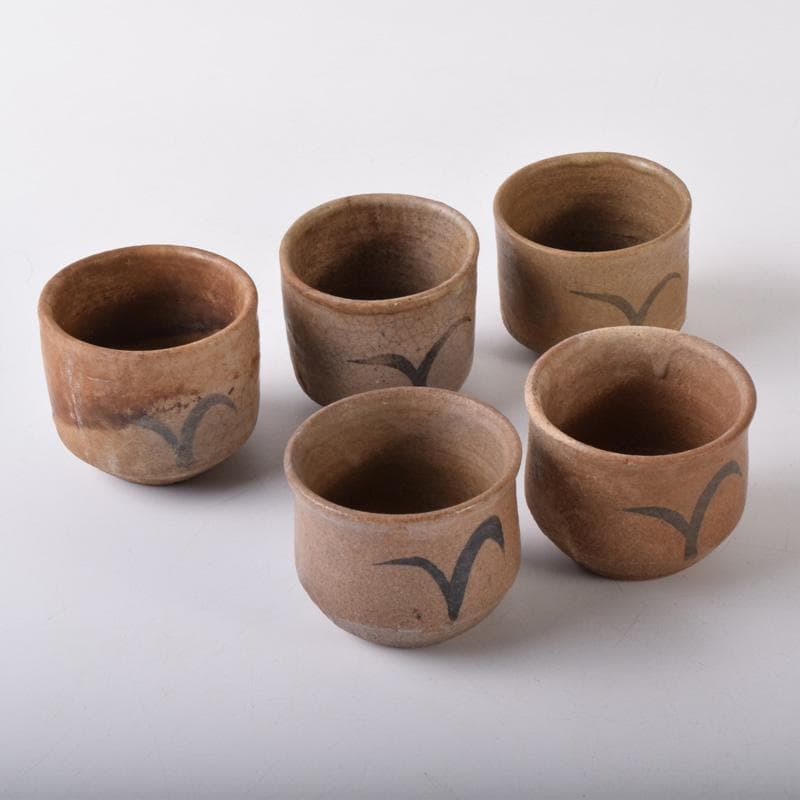 唐津焼　古唐津　絵唐津　酒盃　ぐい呑　在銘　五客　V　7250