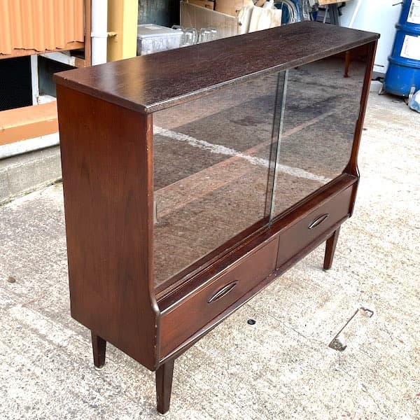 イギリスビンテージ　ガラスキャビネット　ブックシェルフ　サイドボード