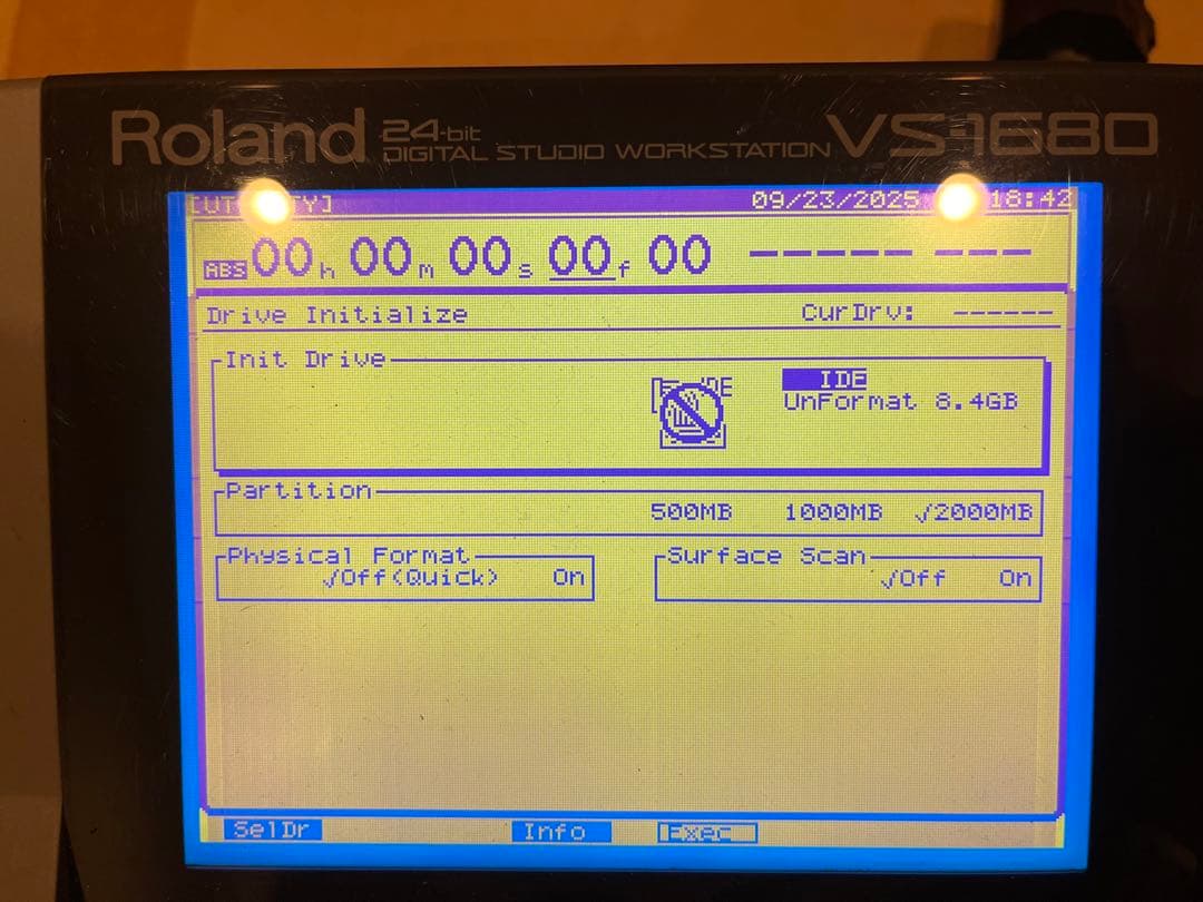 Roland VS-1680 VS8F-2×2 10G CD-RW付