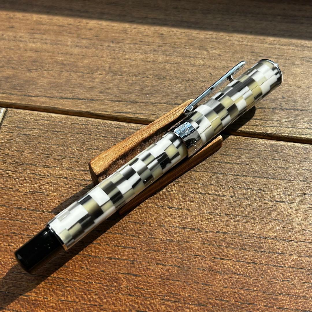 クリス様【コンバーター付き】コンクリン モザイク万年筆