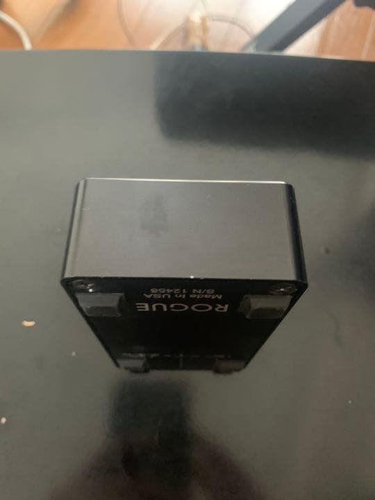 Suhr / Riot Distortion 限定黒色 (レア)