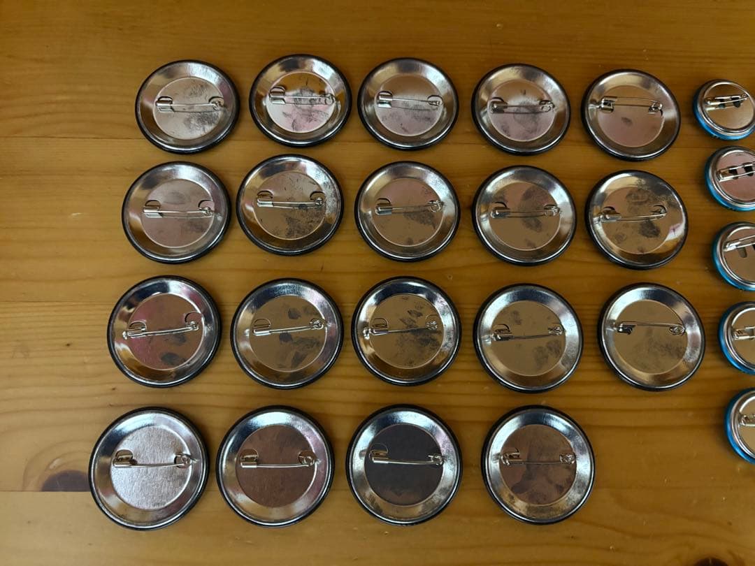 【ファン感謝祭3rd、33点セット】あんスタ 真白友也 缶バッジ2種セット