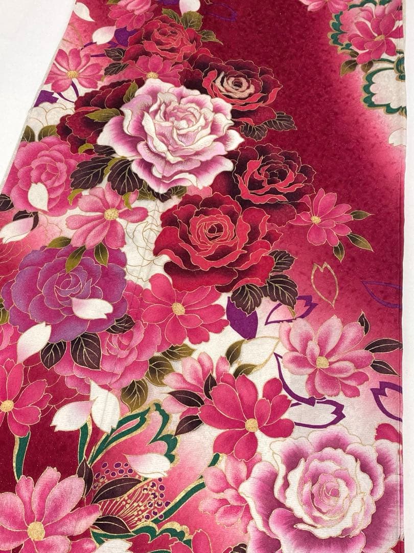 振袖 豪華 銀通し 刺繍 金彩 紋意匠 薔薇 洋花 身丈170cm 撥水加工済