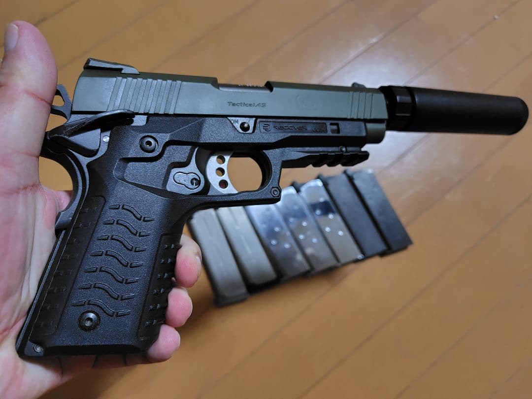 サプレッサー付き　東京マルイベース　ガスコキ