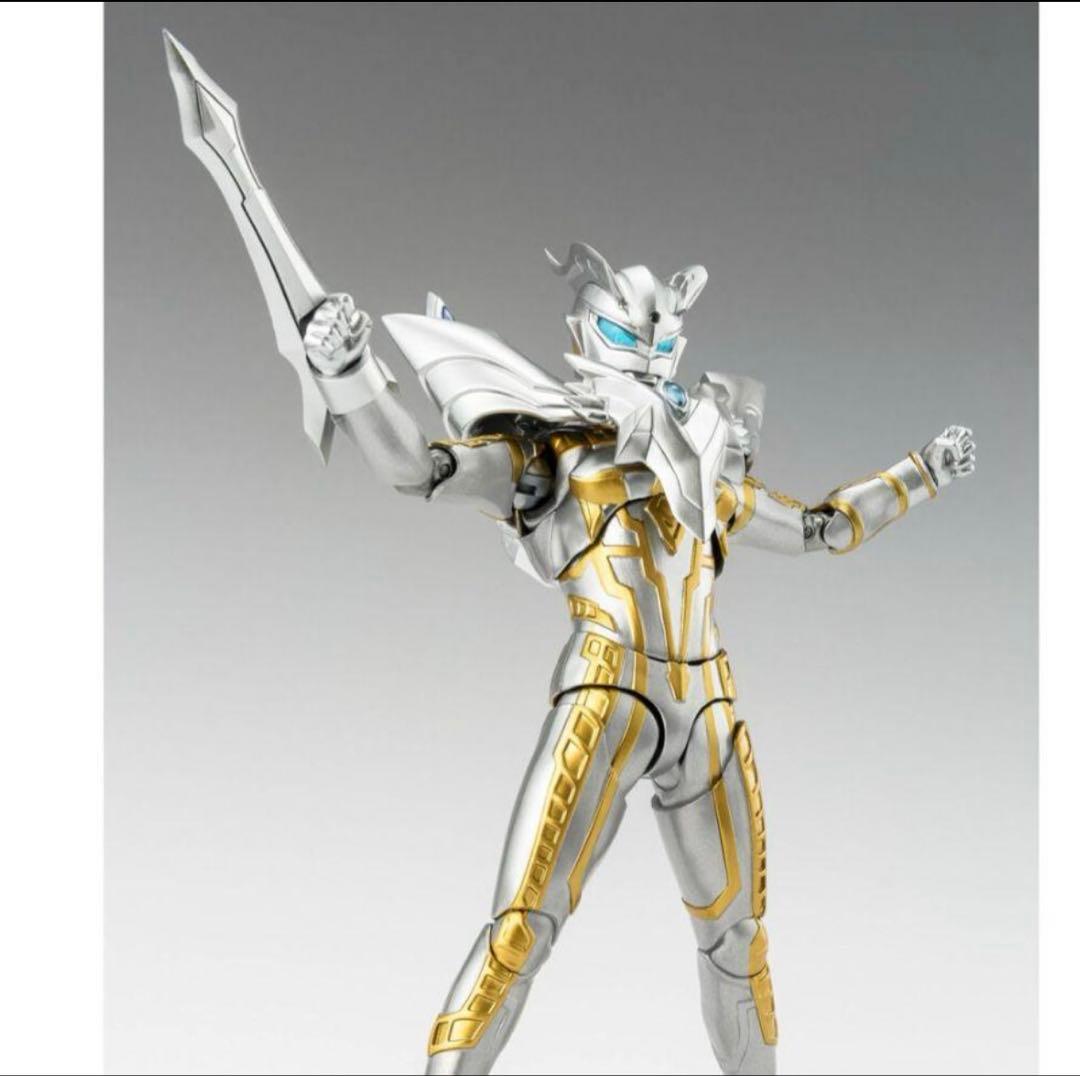S.H.Figuarts ウルティメイトシャイニングウルトラマンゼロ