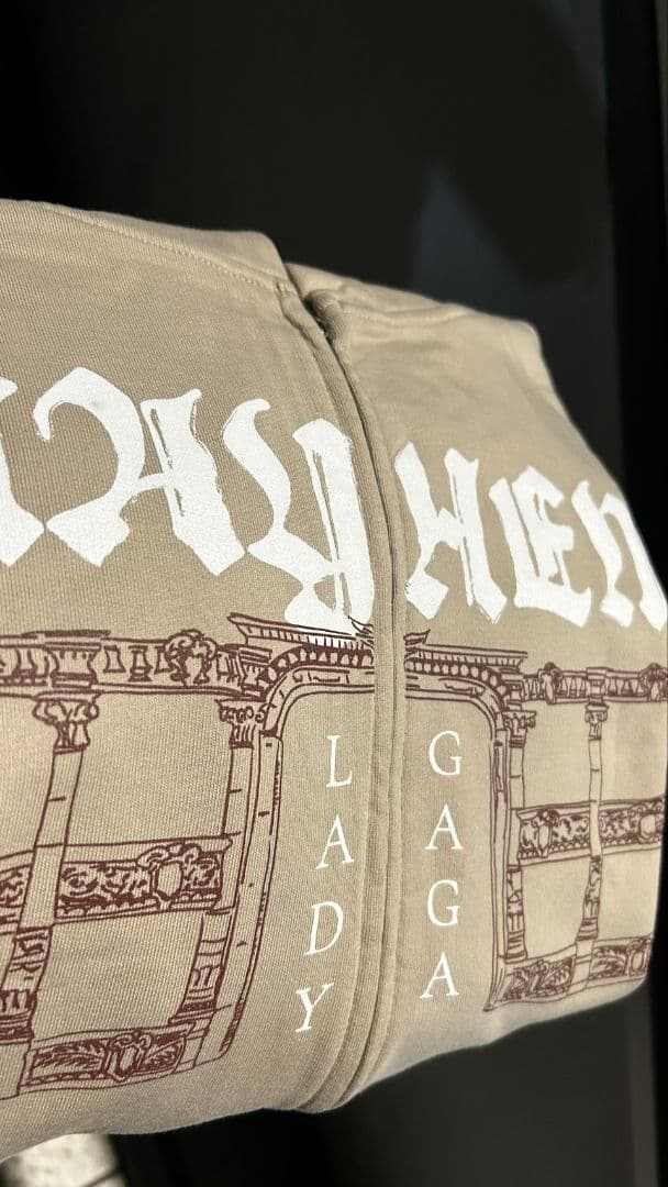 レディーガガ メイヘム パーカー　L