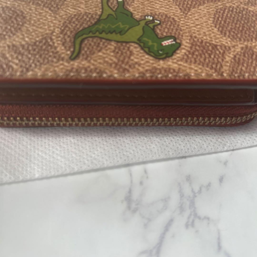 コーチ　財布　レキシー　COACH