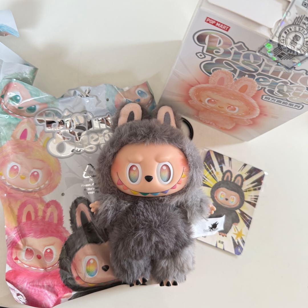 【正規品】 LABUBU Big into Energy シークレット グレー②