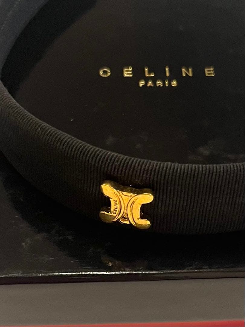 セリーヌ☆カチューシャ　トリオンフ　 ロゴ　リボン　ヘアバンド　ヴィンテージ黒