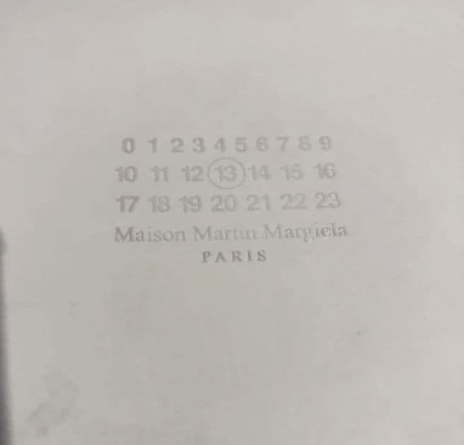 マルタンマルジェラ13ライン　ビッグスノードーム　シルバーラメ　箱付き