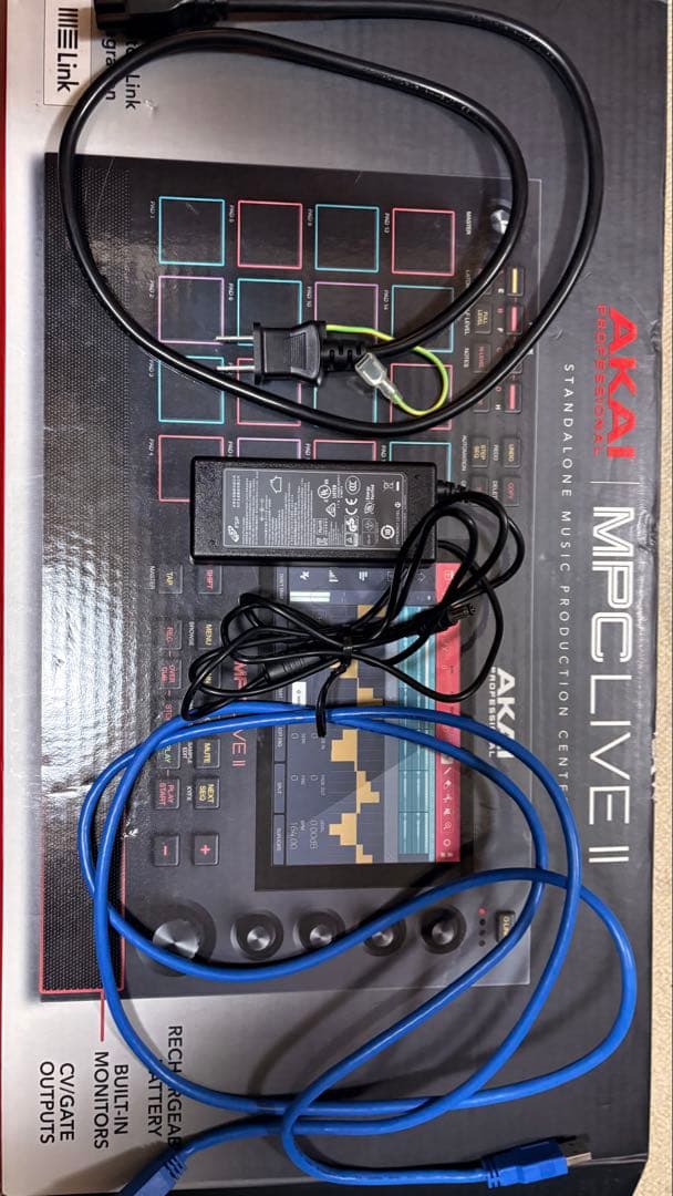 AKAI MPC Live II 本体　mpc3.5.0 増設SSD1tb付き