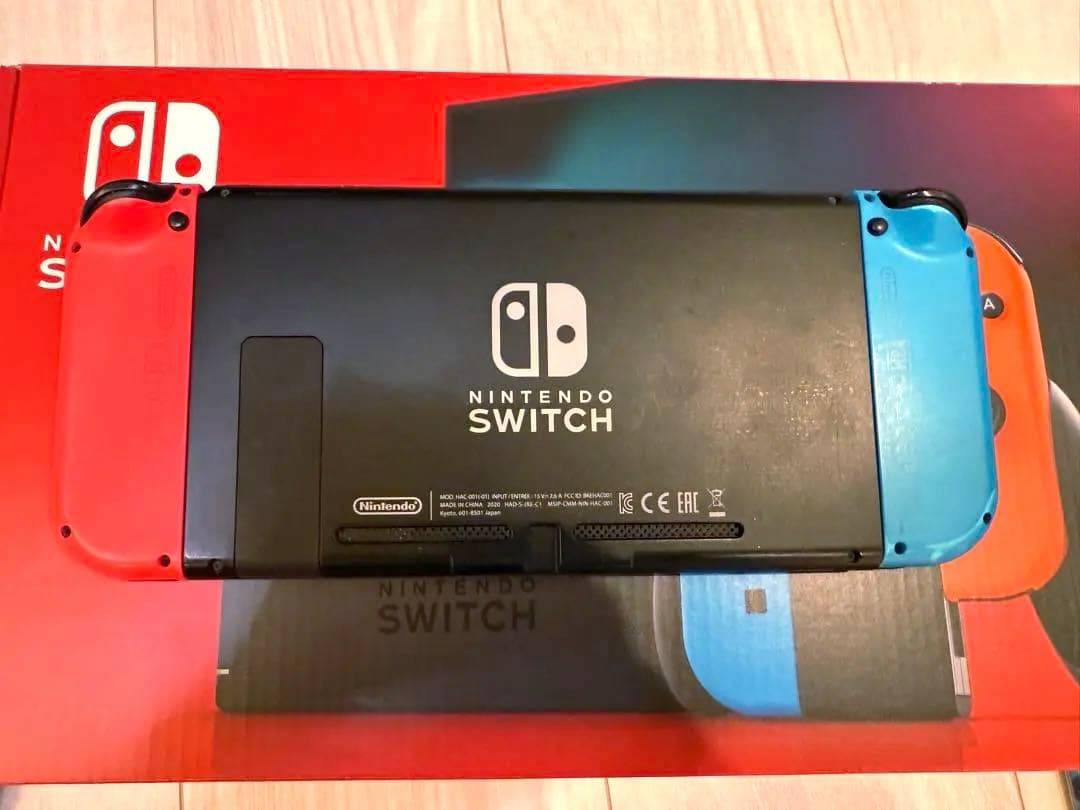 Nintendo Switch 本体 128GBSDカード、ハンドル二個付