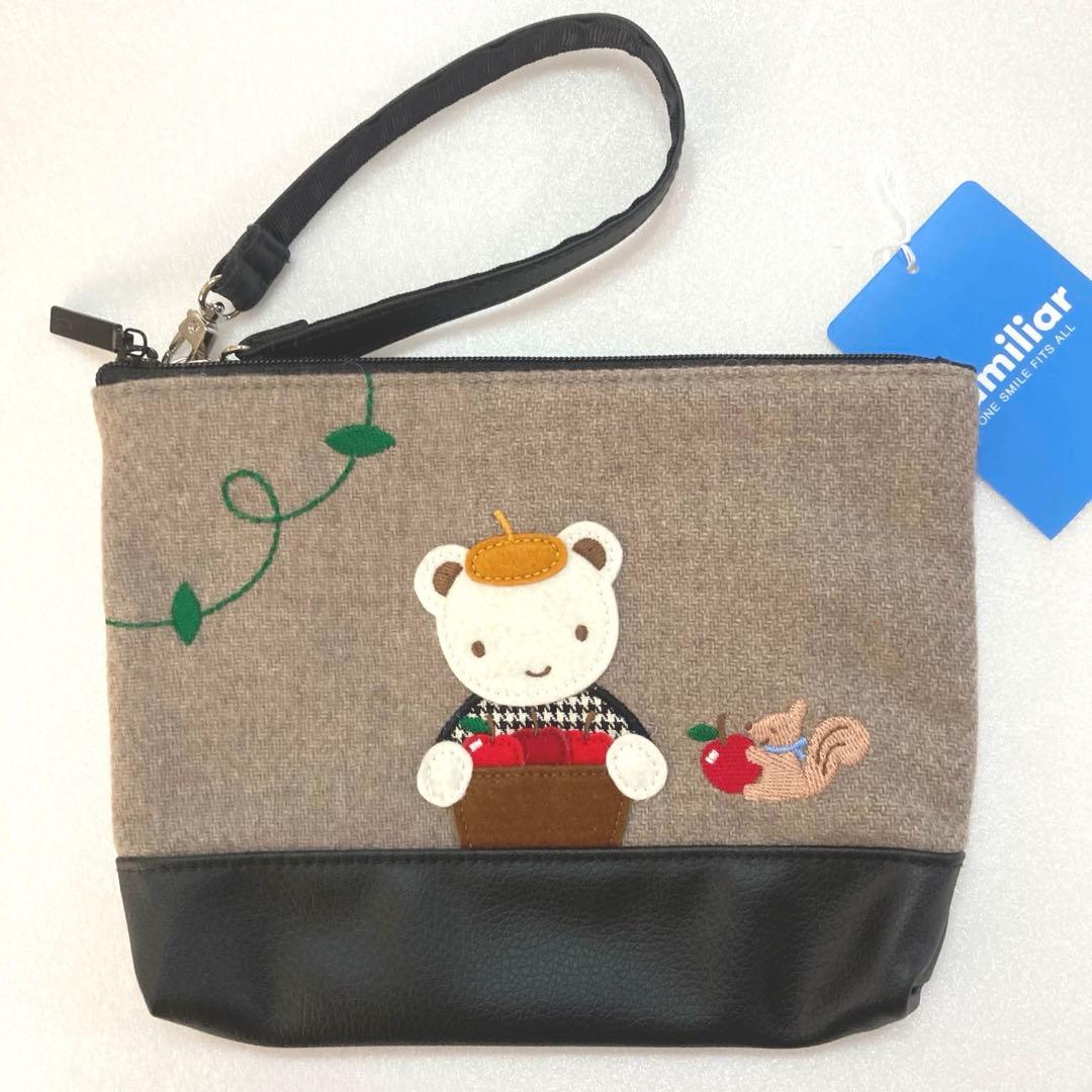 2024年秋のファミリアショーの タグ付ポーチと 新品未使用のハンカチのセット