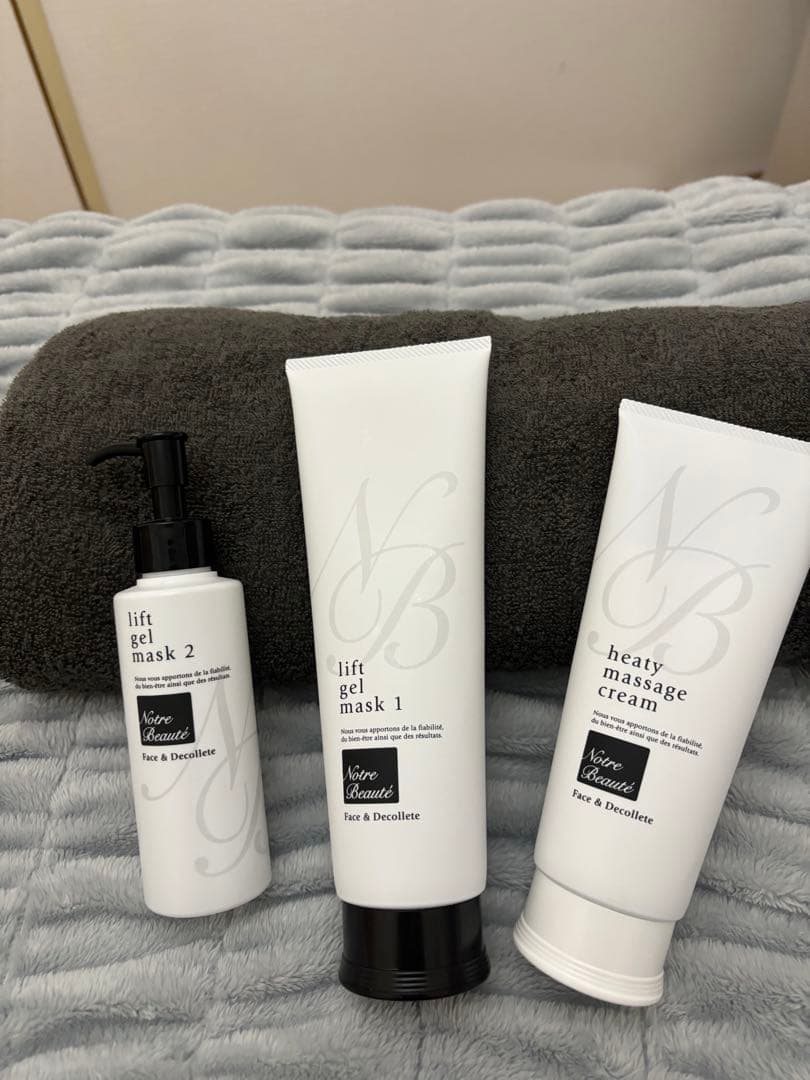 コアデザイン！リフトアップ美顔機‼️