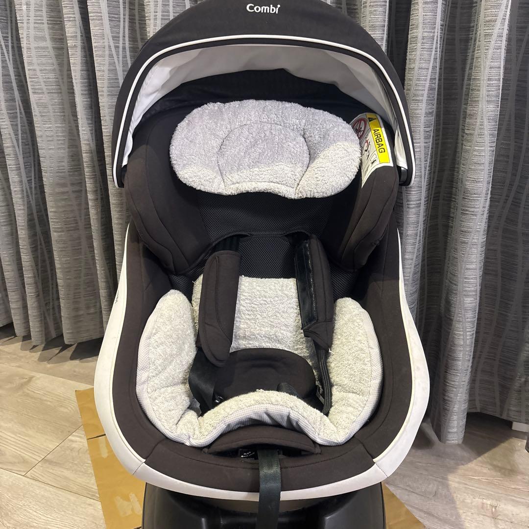 【値下】Combi 車用チャイルドシート クルムーヴ スマート エッグショック