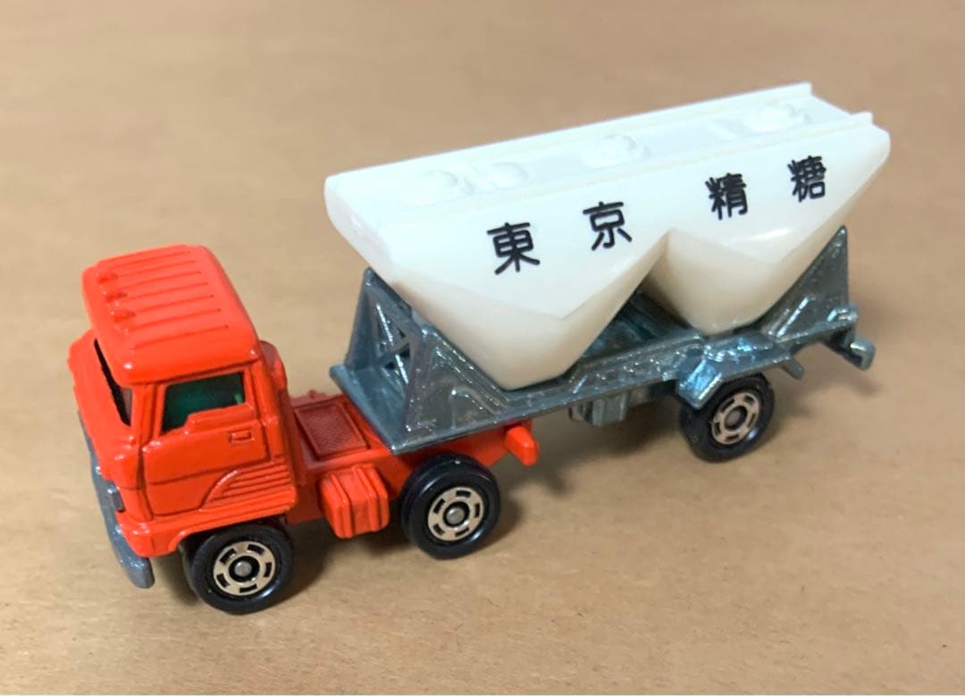 赤箱　トミカ19　日野 バルクトレーラ　日本製　オレンジ×ホワイト