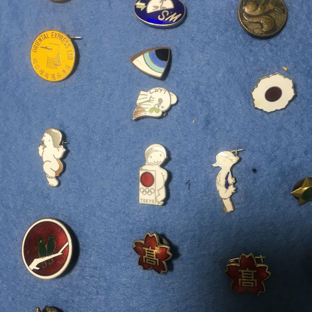 ピンバッチとキーホルダー／コレクション